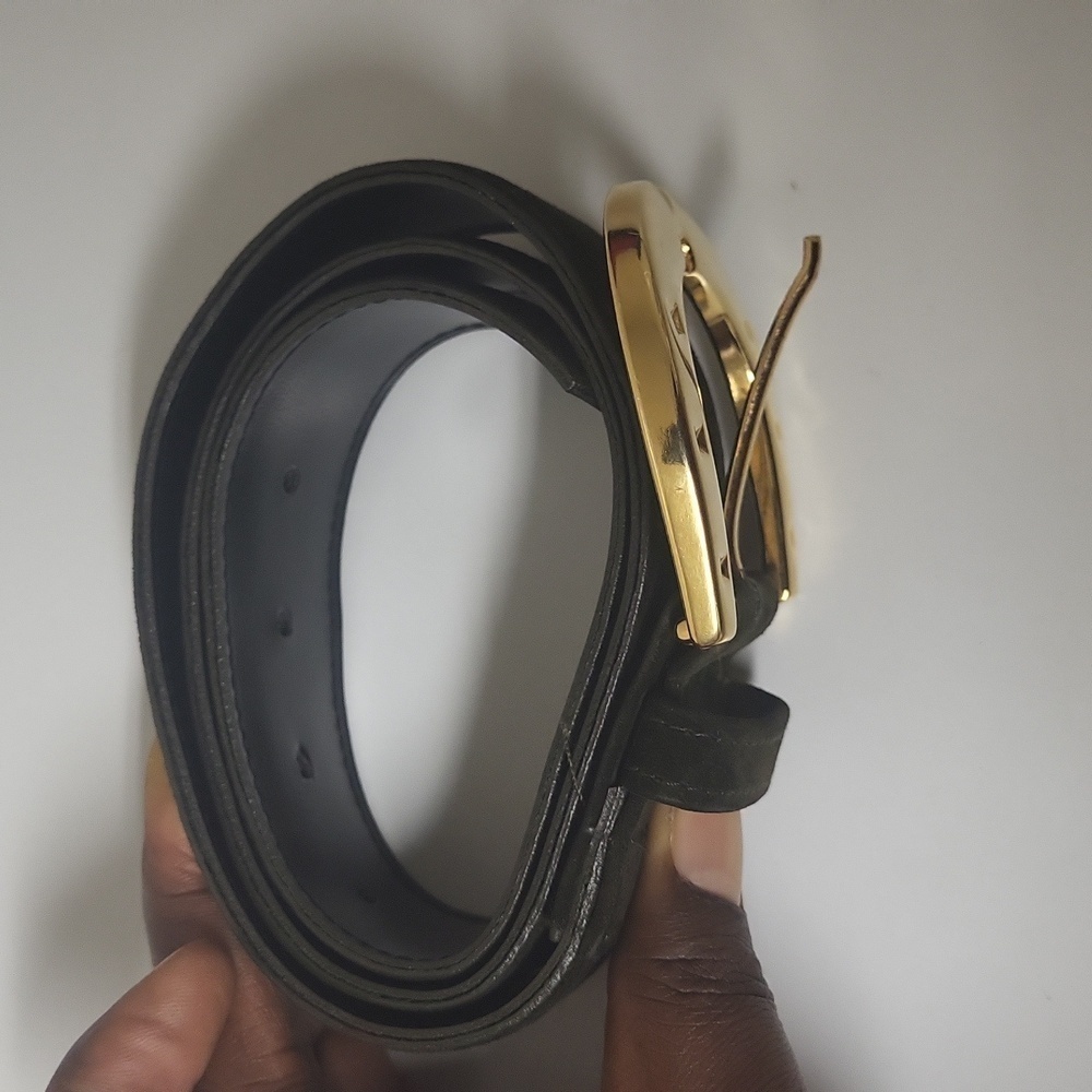 ✨️Host pick✨️Vintage Danier Genuine Leather  green suede with black lining  Belt - Picture 13 of 14